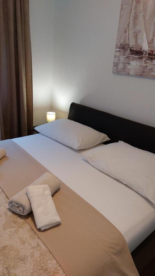 Apartment Kristina Trogir Eksteriør billede