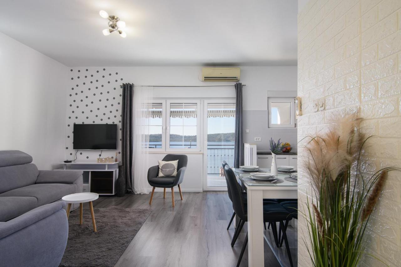 Apartment Kristina Trogir Eksteriør billede