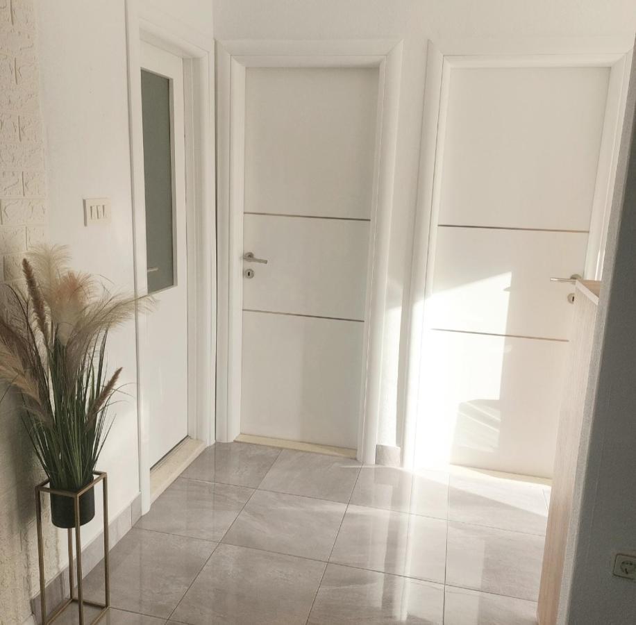 Apartment Kristina Trogir Eksteriør billede