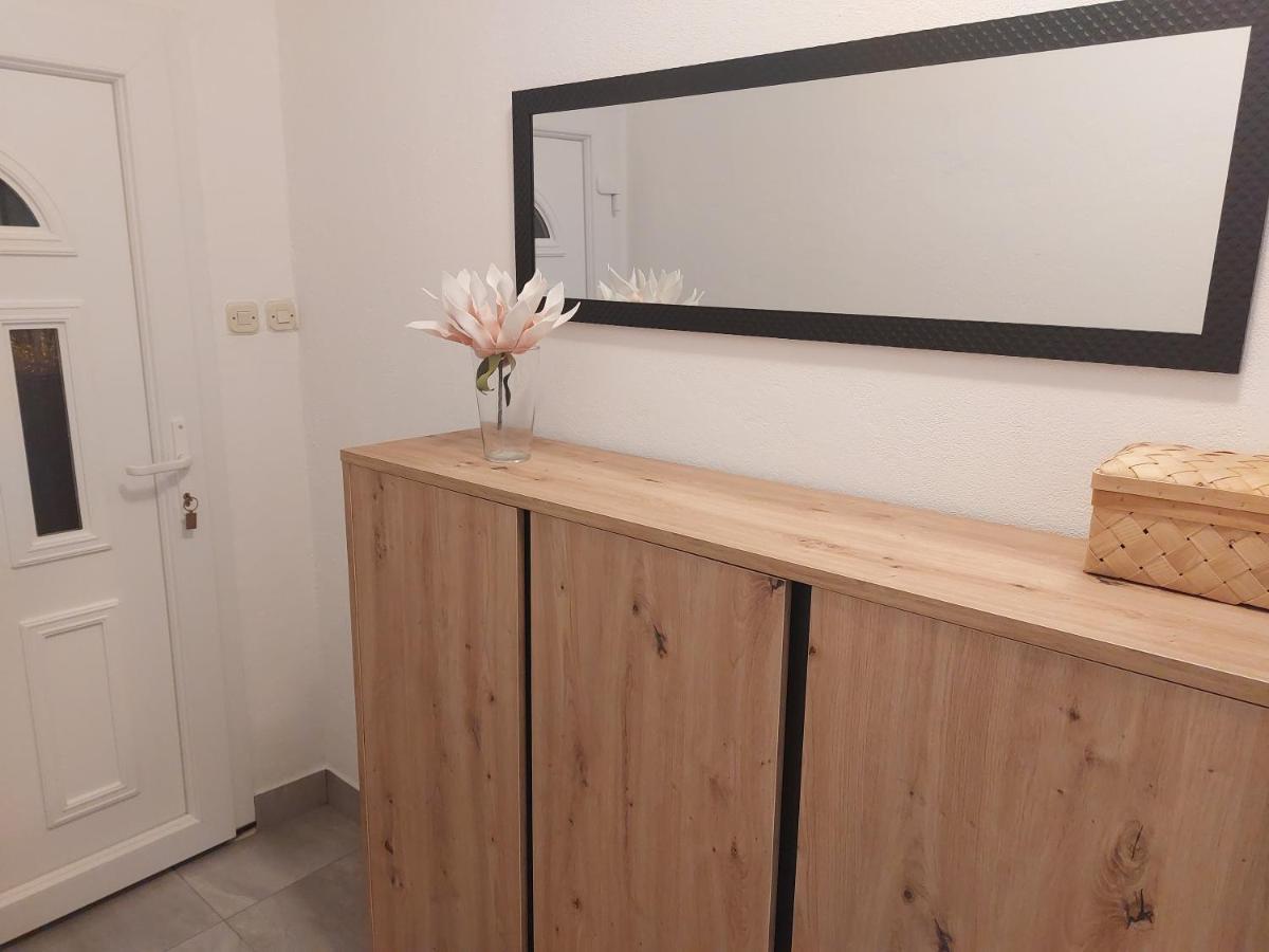 Apartment Kristina Trogir Eksteriør billede