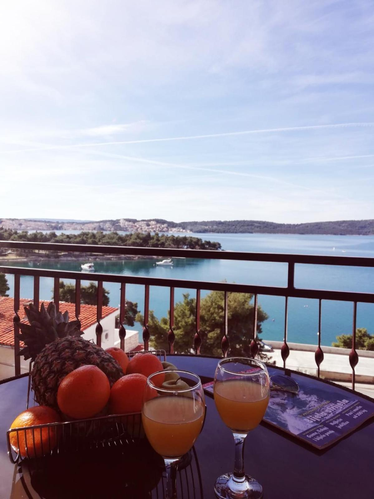 Apartment Kristina Trogir Eksteriør billede