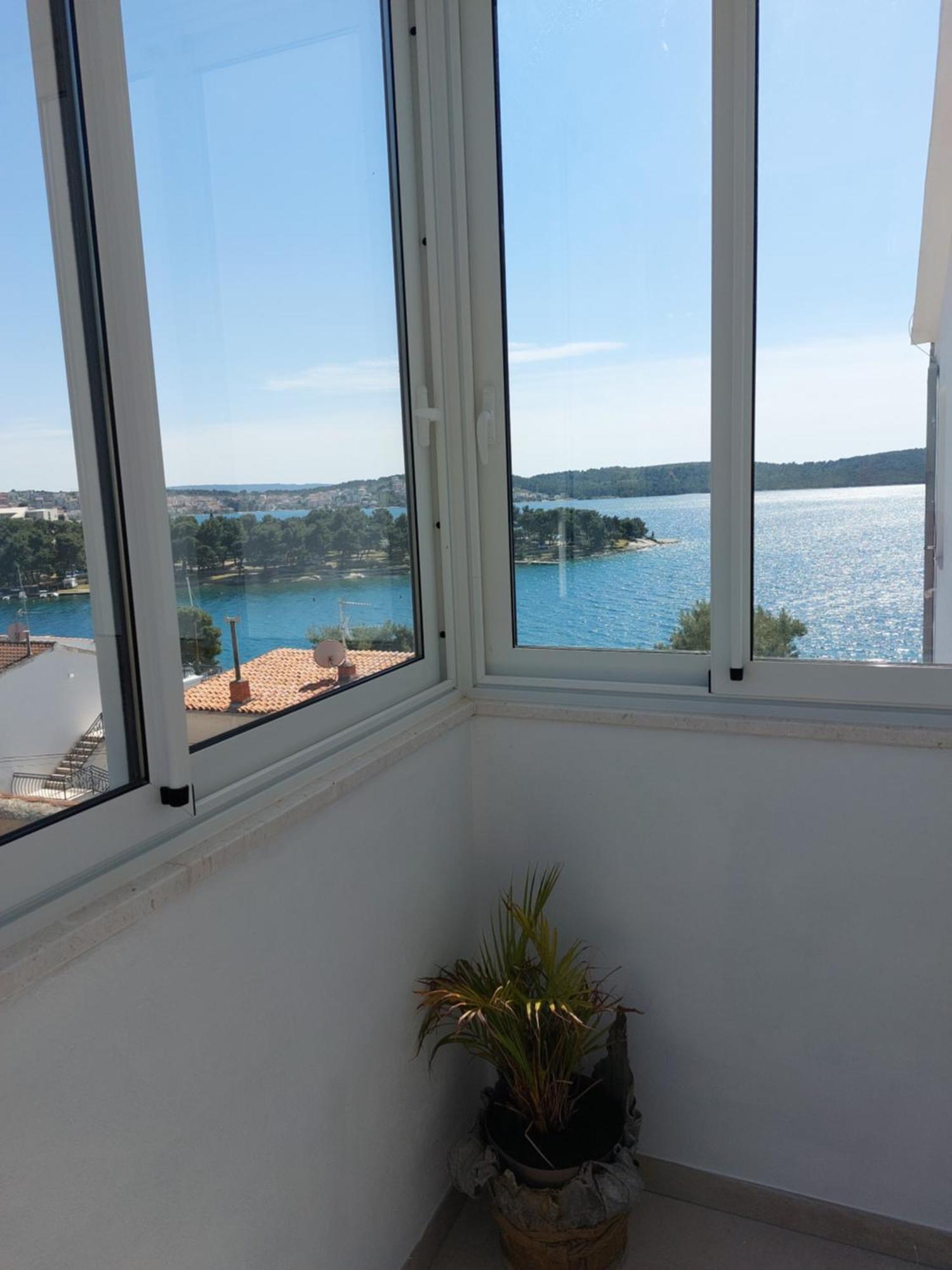 Apartment Kristina Trogir Eksteriør billede