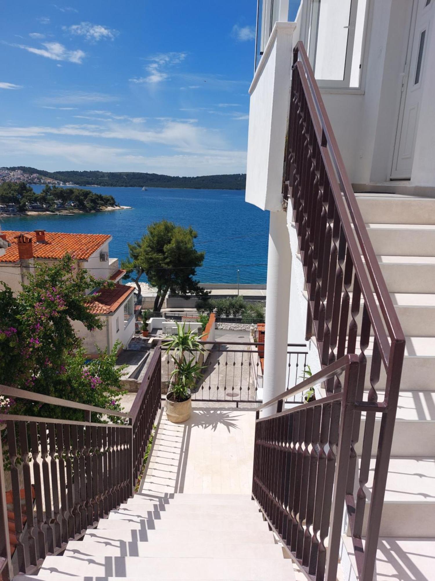 Apartment Kristina Trogir Eksteriør billede